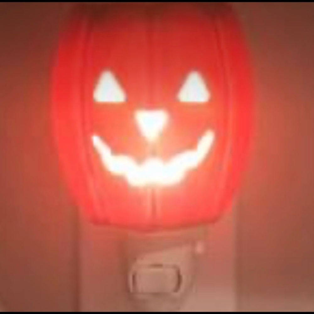 **RARE** Scentsy plug-in